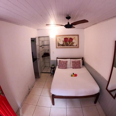 Leo'S Clan Beach Hostel Araquari Exterior foto