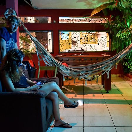 Leo'S Clan Beach Hostel Araquari Exterior foto