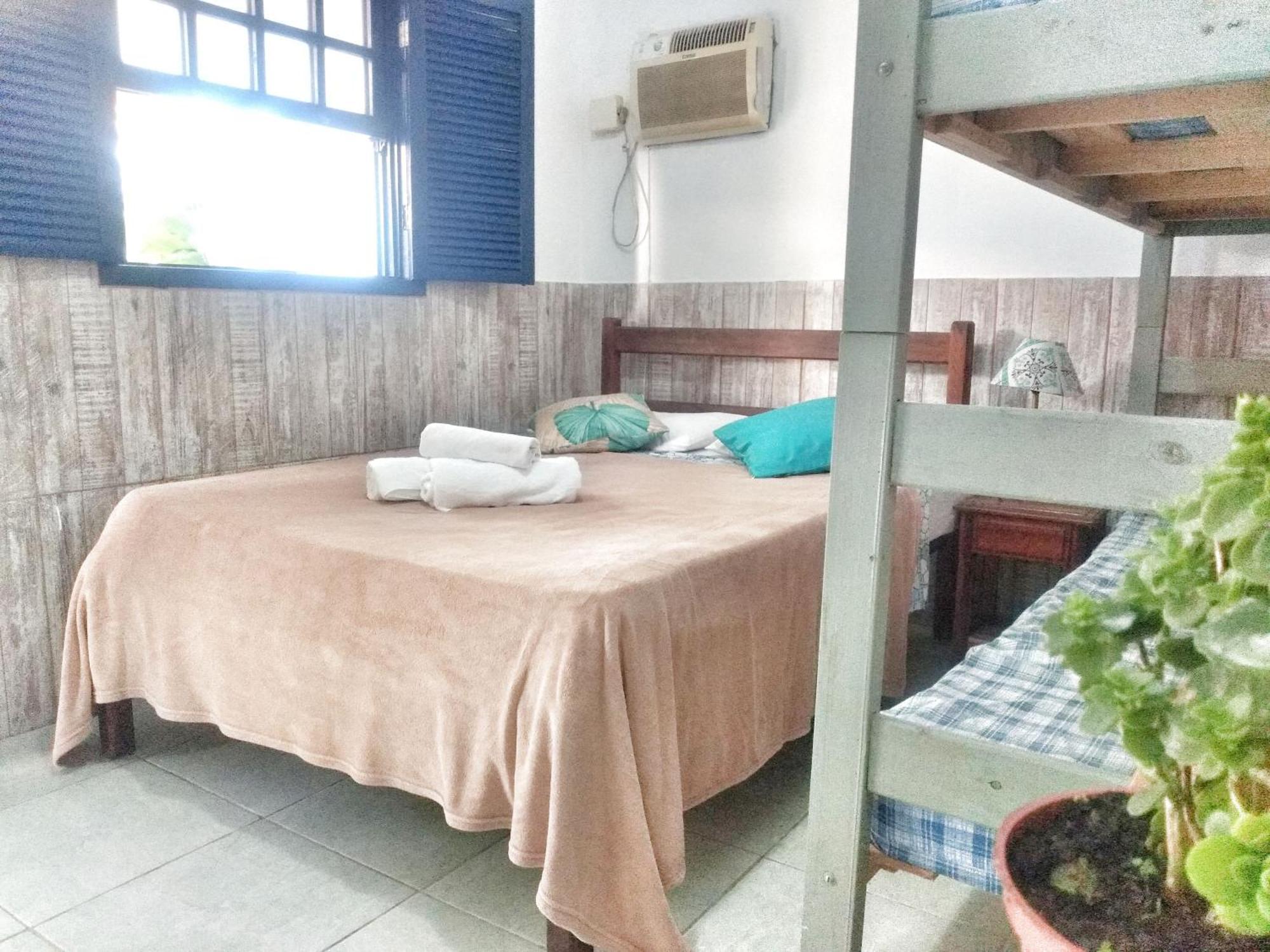 Leo'S Clan Beach Hostel Araquari Exterior foto